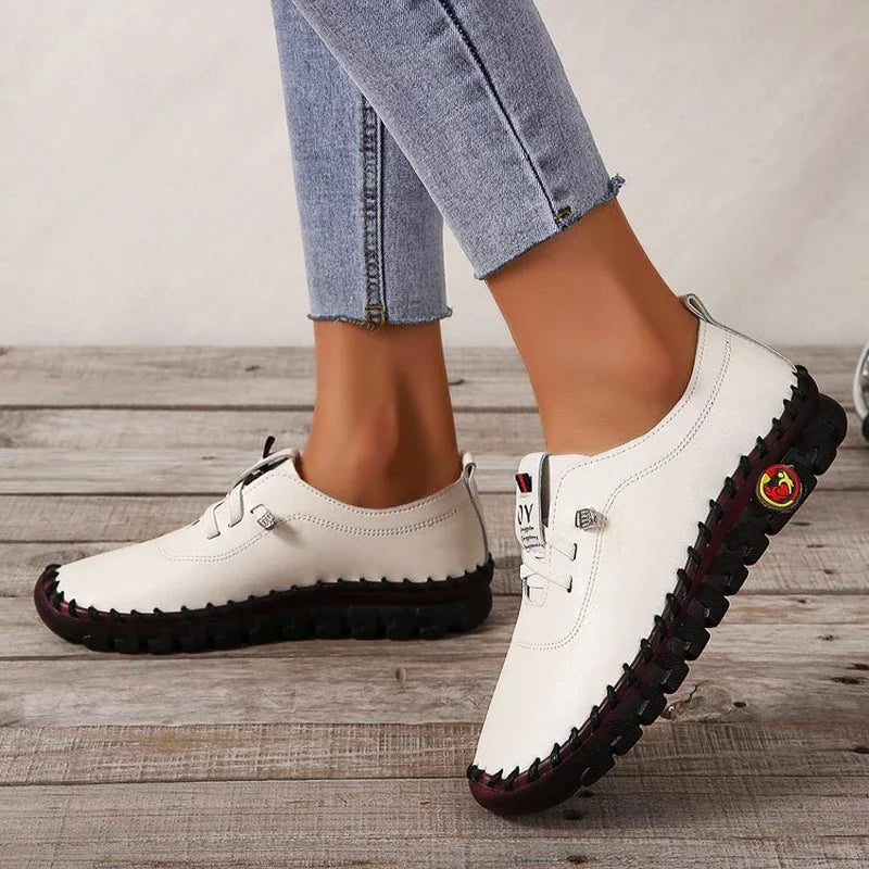 Sapatos esportivos femininos de couro pu, tamanho grande 35-43 jardas, tênis de corrida, fundo plano com tiras elásticas, tênis para mulheres