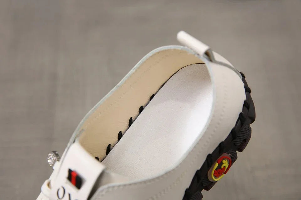 Sapatos esportivos femininos de couro pu, tamanho grande 35-43 jardas, tênis de corrida, fundo plano com tiras elásticas, tênis para mulheres