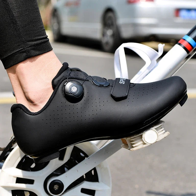Tênis profissional masculino ultraleve fivelas duplas sapatos de ciclismo mtb luminoso sapatos de bicicleta de estrada auto-bloqueio sapatos de grampo de bicicleta
